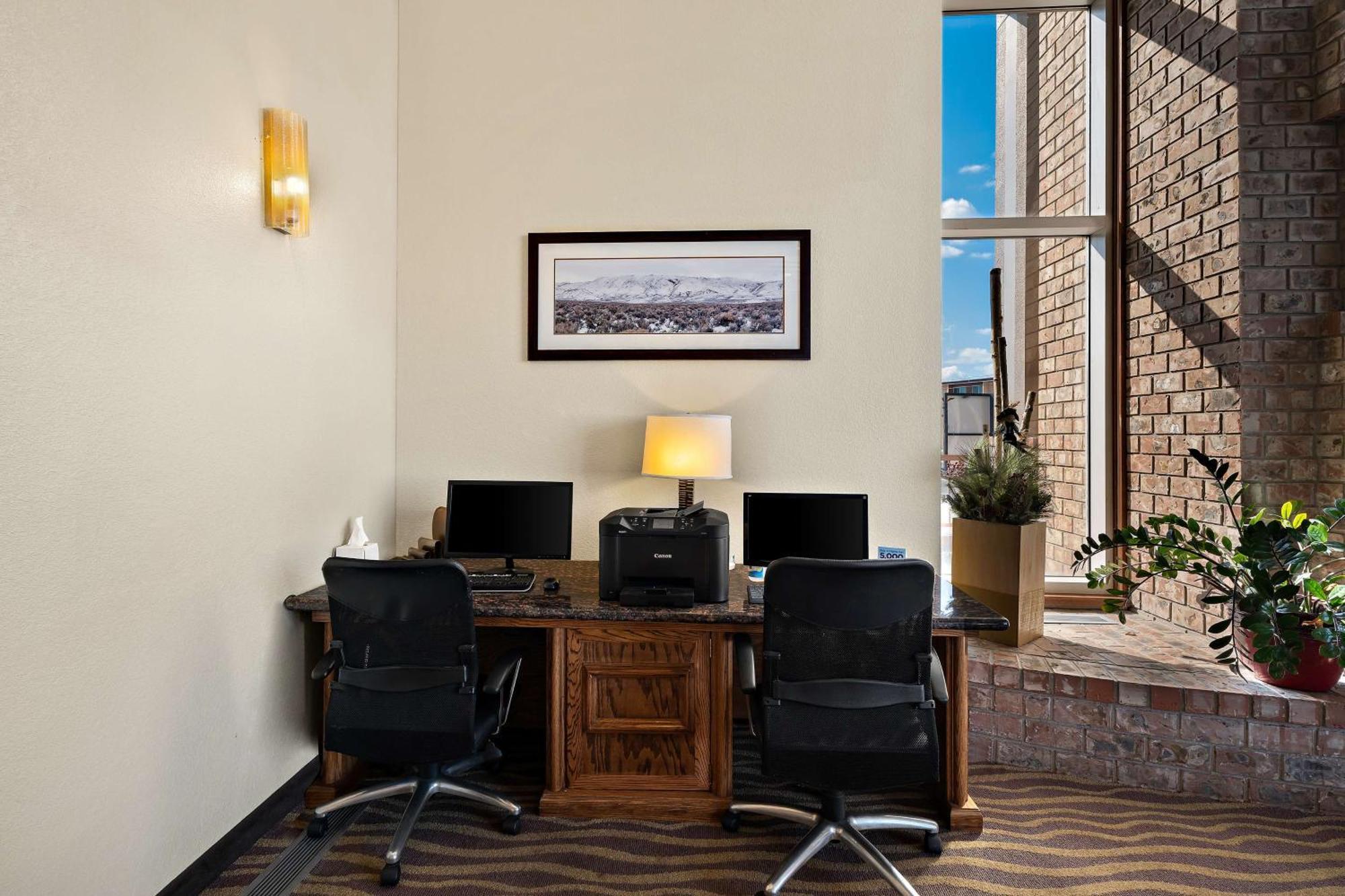 Best Western Plus Gold Country Inn Winnemucca Exterior photo