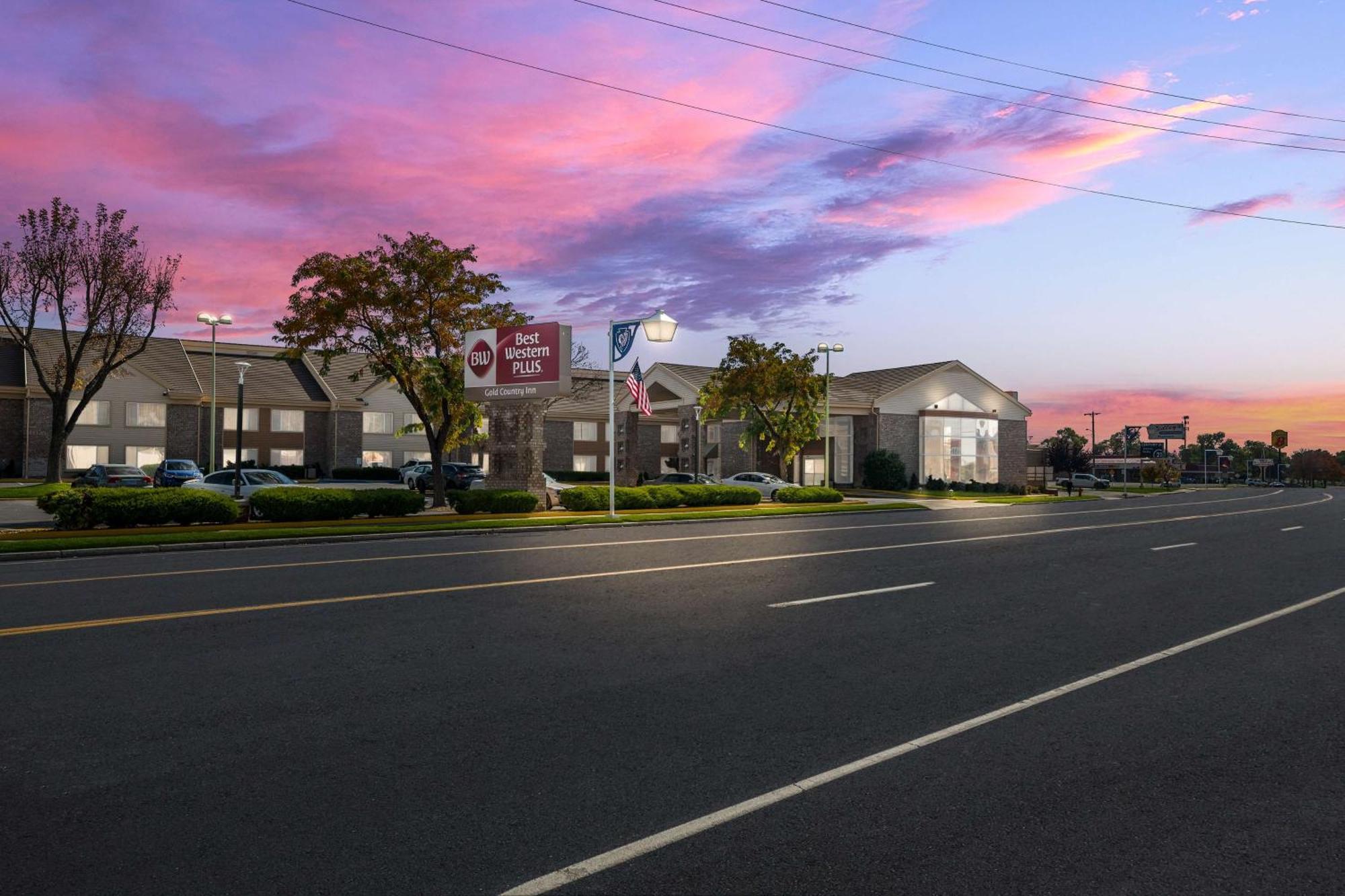 Best Western Plus Gold Country Inn Winnemucca Exterior photo