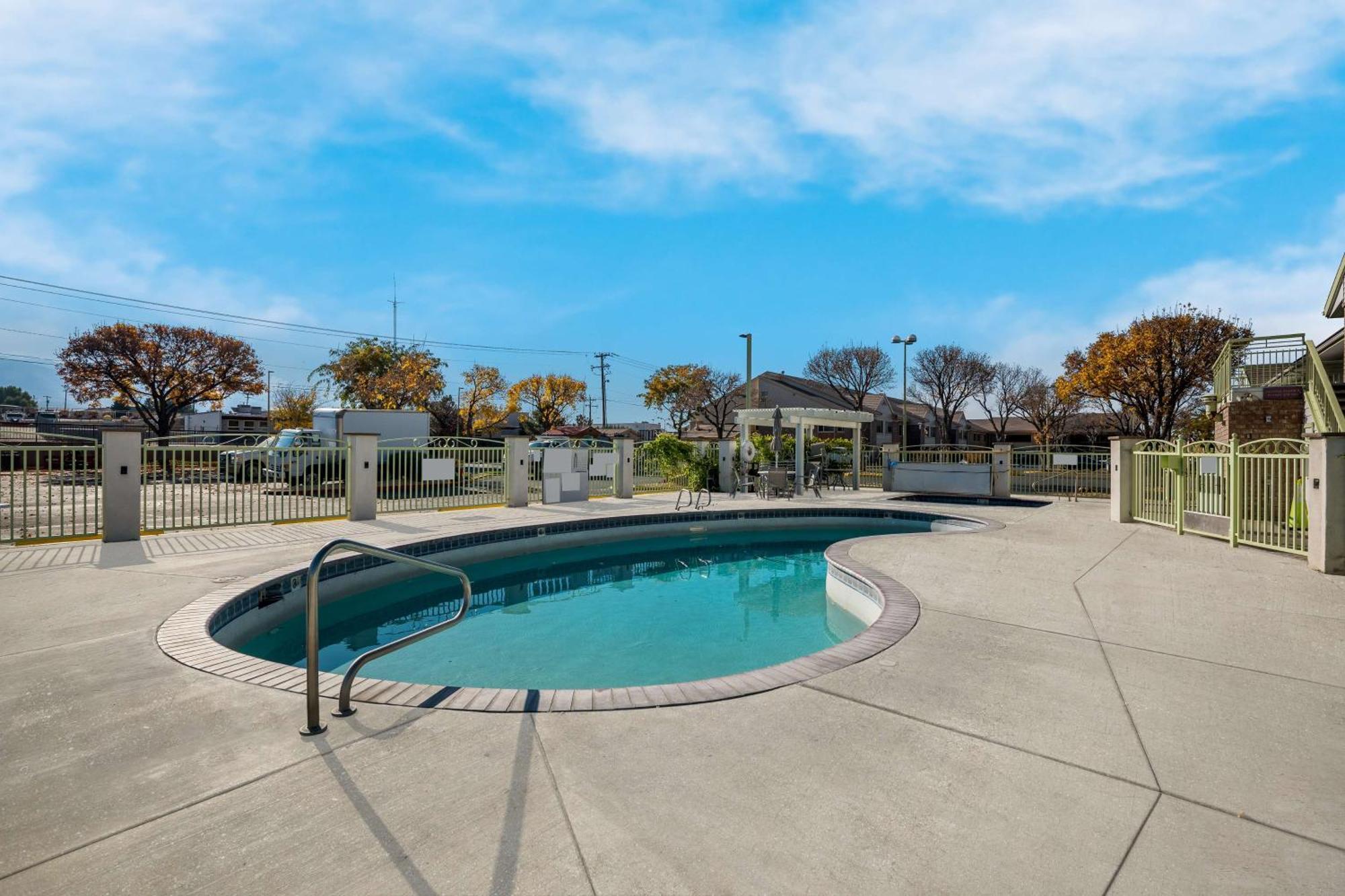 Best Western Plus Gold Country Inn Winnemucca Exterior photo